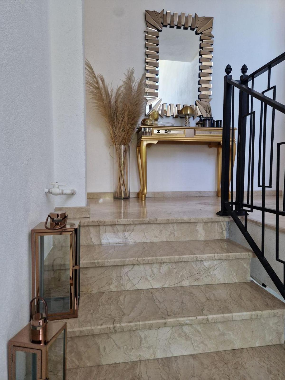 New House Kobuleti 호텔 외부 사진