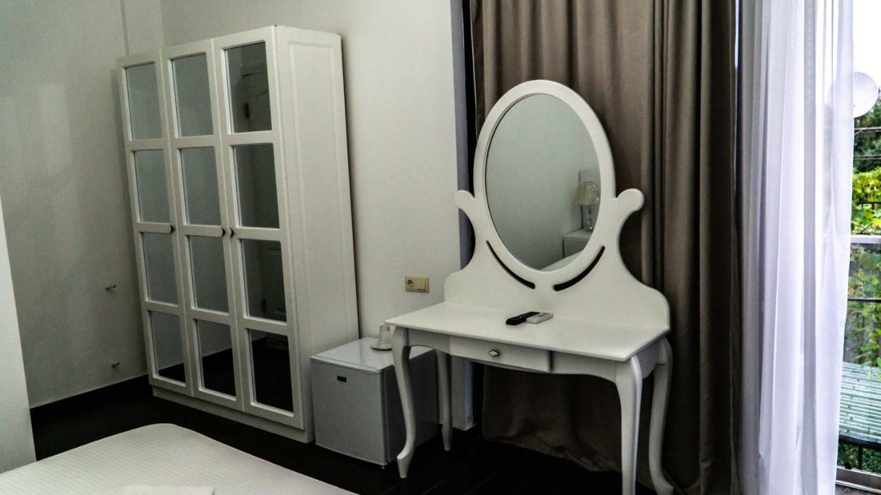 New House Kobuleti 호텔 외부 사진